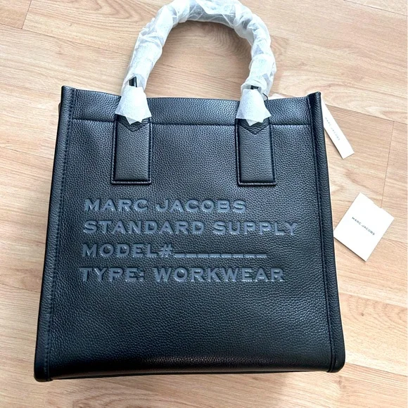 ★セール★MARC JACOBS Leather Standard Supply Large Tote Marc by Marc Jacobs Large Standard Supply Workwear Tote Bag